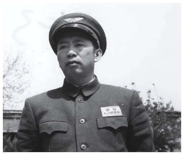 封信后马上去见毛主席：看来我们想到一起了k8凯发一触即发1949年周恩来收到一(图8)