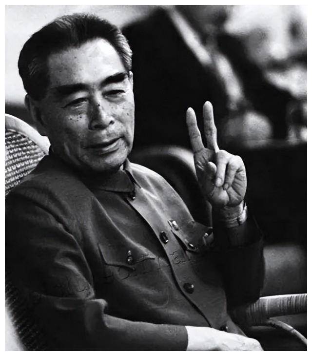 封信后马上去见毛主席：看来我们想到一起了k8凯发一触即发1949年周恩来收到一(图7)