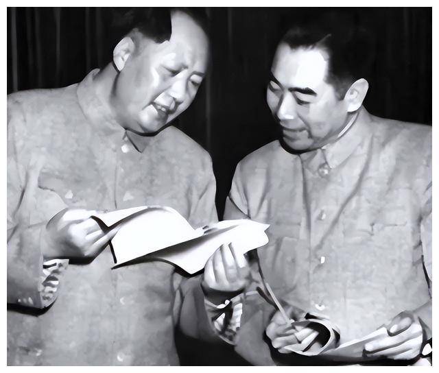 封信后马上去见毛主席：看来我们想到一起了k8凯发一触即发1949年周恩来收到一(图9)